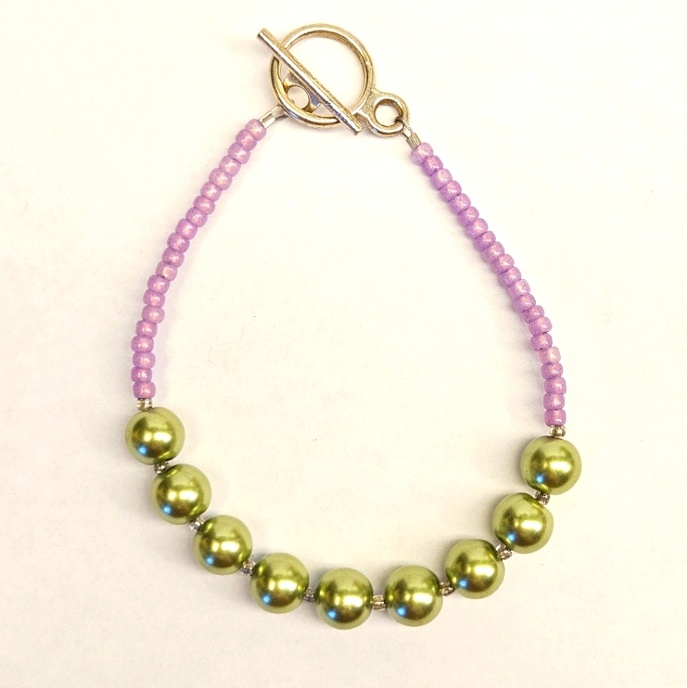 Green Pearl and Purple Seed Bead Bracelet